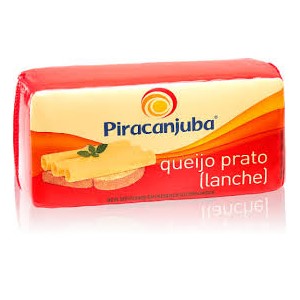 Queijo Prato Piracanjuba peça inteira 2,5kg Queijo Prato Piracanjuba peça inteira 2,5kg